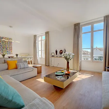 Immogroom - Magnificent 180m Duplex - Parking - Air Conditioning Appartamento Cannes