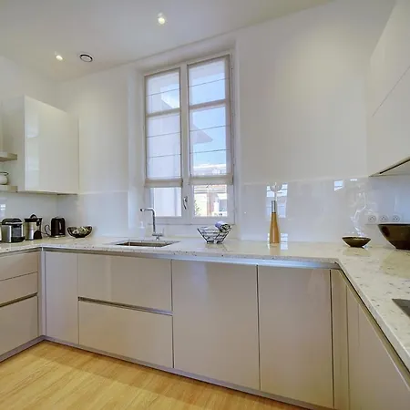 Appartamento Immogroom - Magnificent 180m Duplex - Parking - Air Conditioning