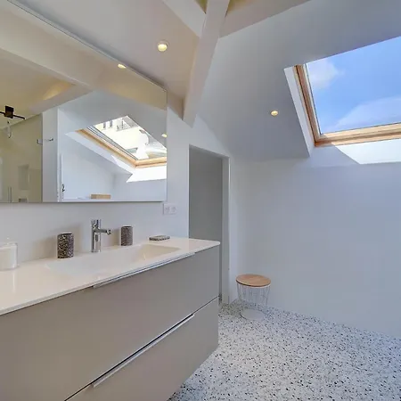 Immogroom - Magnificent 180m Duplex - Parking - Air Conditioning Appartamento *